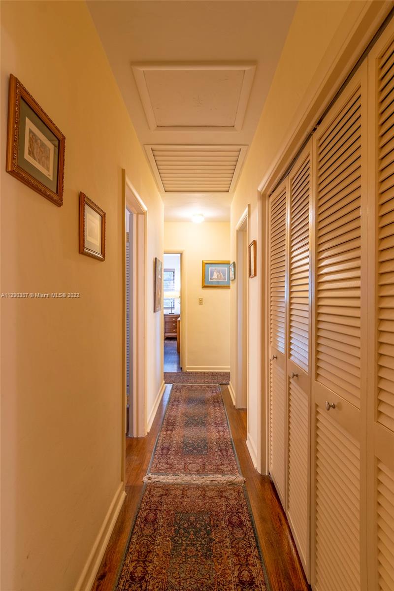 CORAL GABLES RIVIERA SEC - Residential
