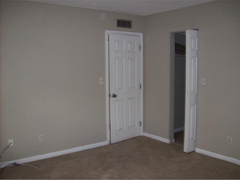 COURTYARDS AT DAVIE CONDO - Residential Lease
