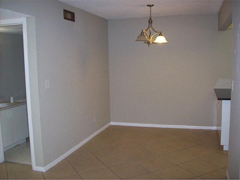 COURTYARDS AT DAVIE CONDO - Residential Lease