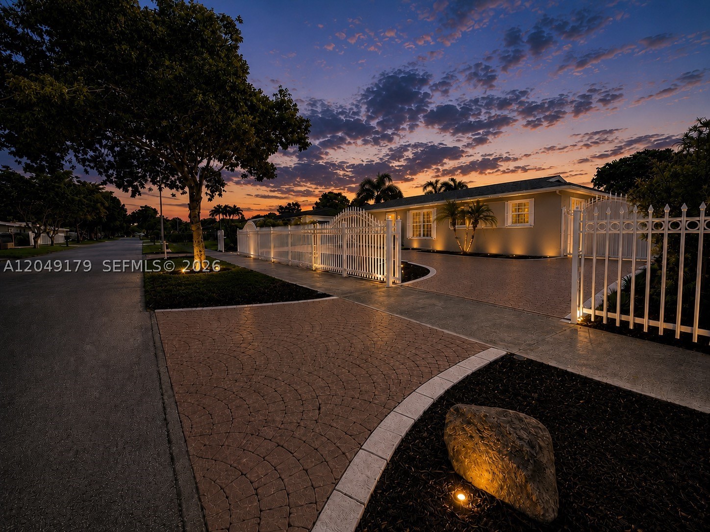 CAROL CITY GARDENS 2ND AD - Residential