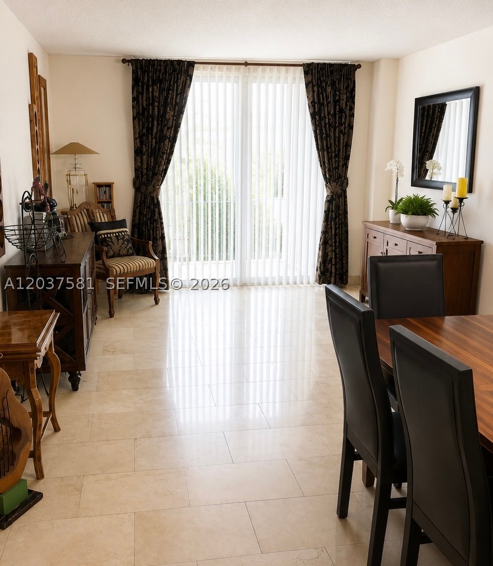 CARLTON BAY CONDO - Residential Lease