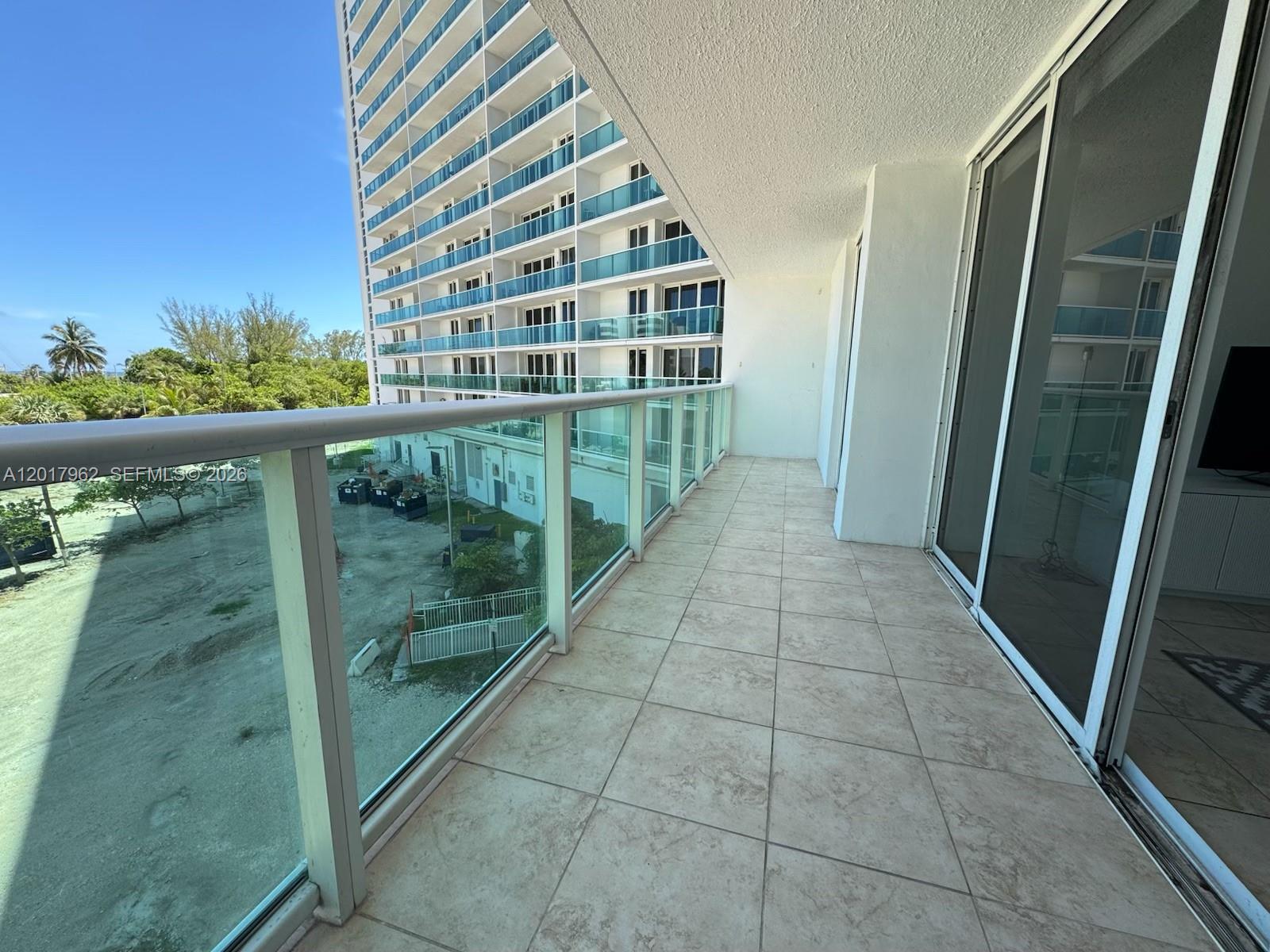 ARLEN HOUSE EAST CONDO - Residential