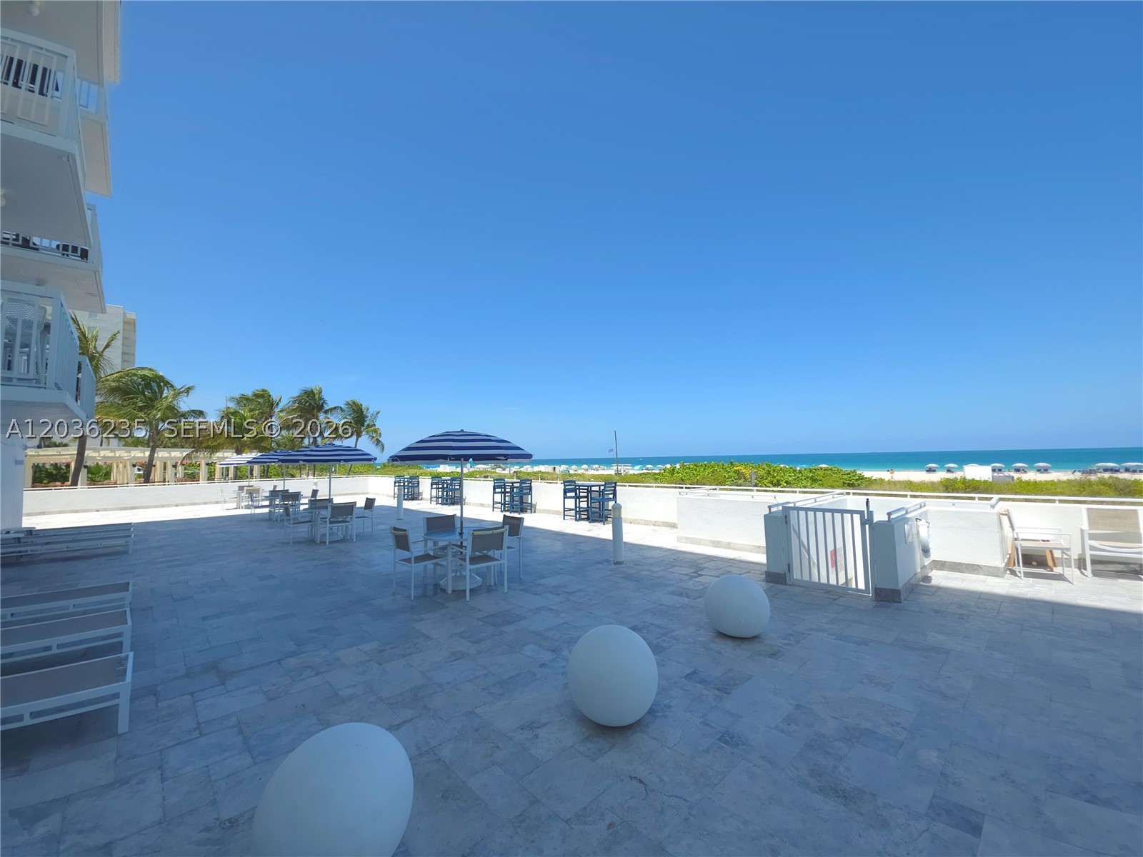 THE PRESIDENTIAL CONDO - Residential Lease