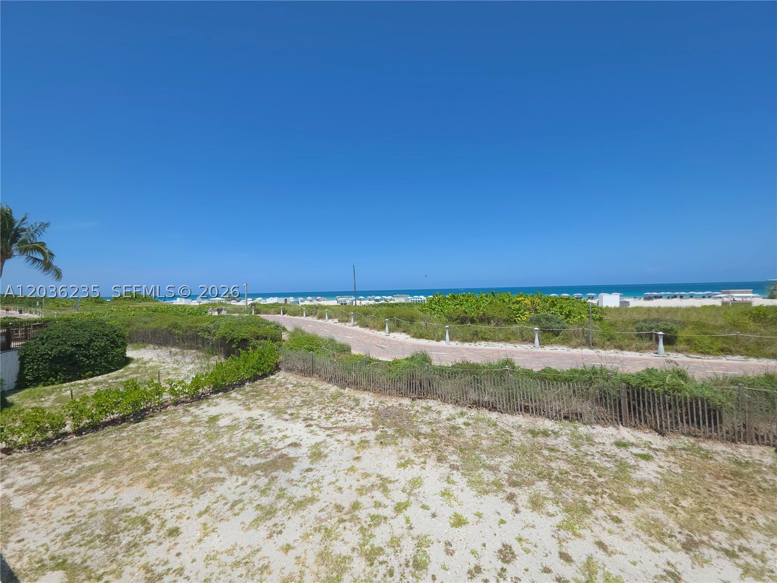 THE PRESIDENTIAL CONDO - Residential Lease