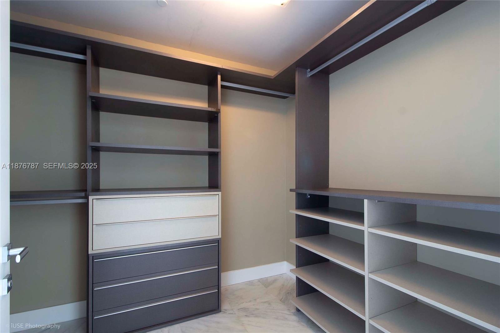 ECHO BRICKELL CONDO - Residential