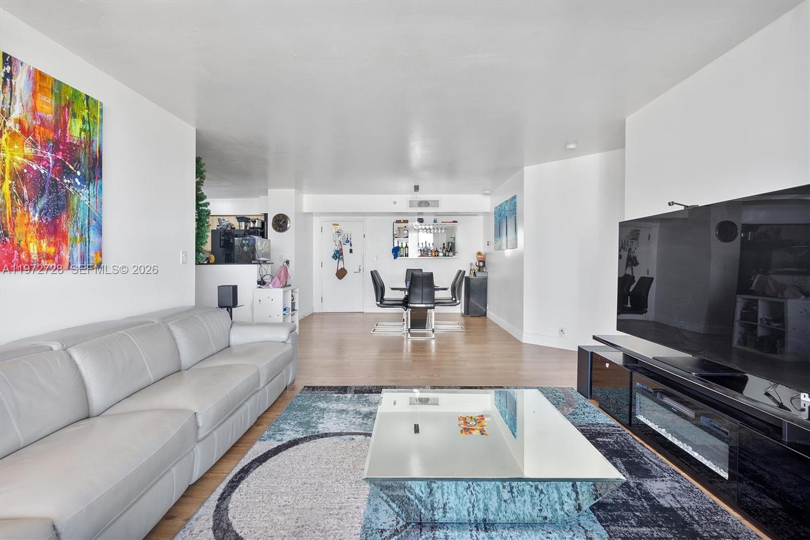 MYSTIC POINTE TOWER 500 C - Residential