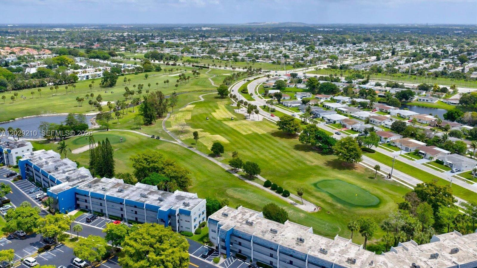 ORIOLE GOLF & TENNIS CLUB - Residential