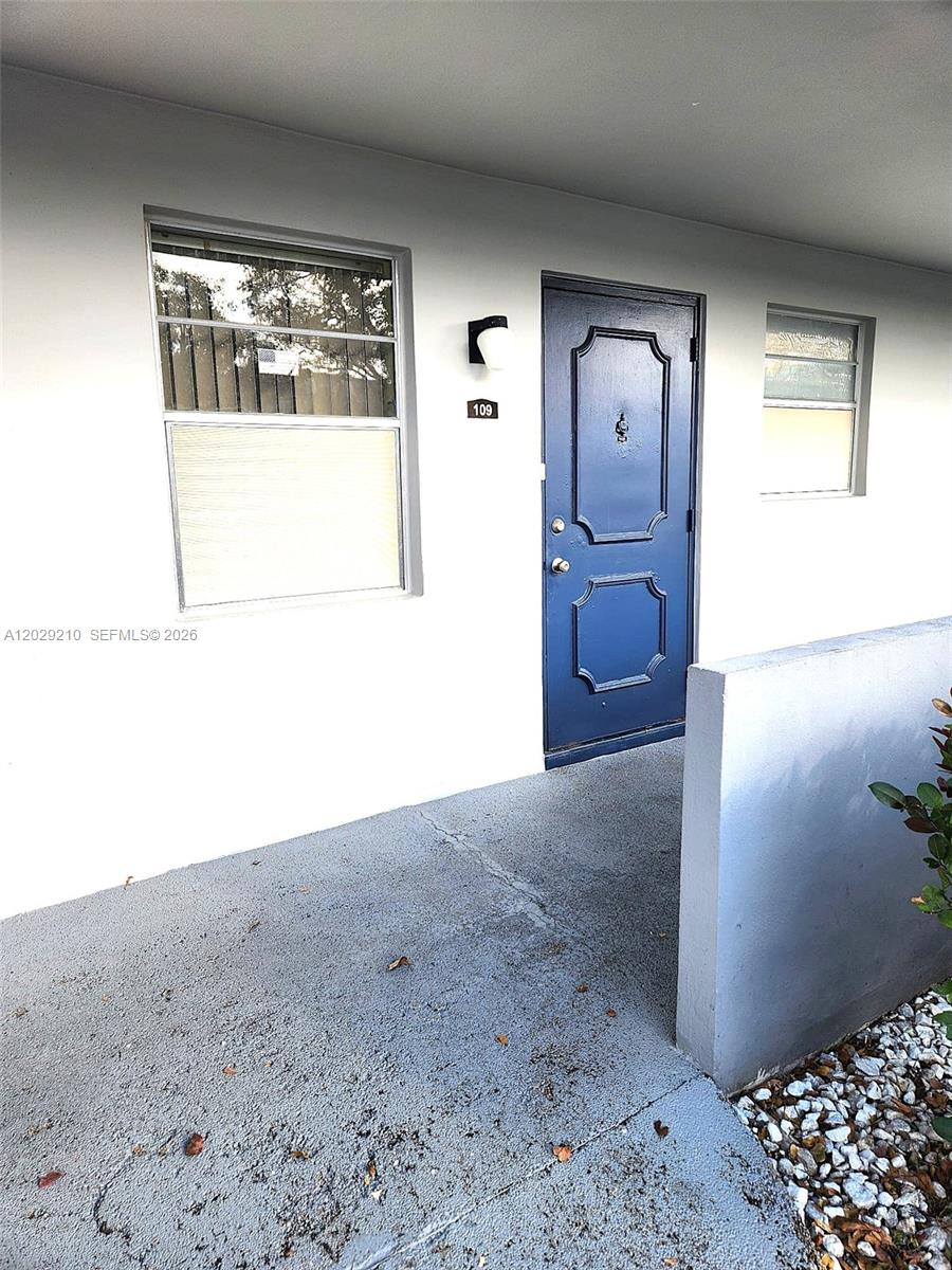 ORIOLE GOLF & TENNIS CLUB - Residential