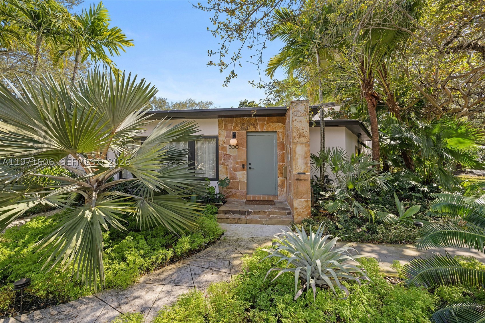 MIAMI SHORES SEC 3 - Residential