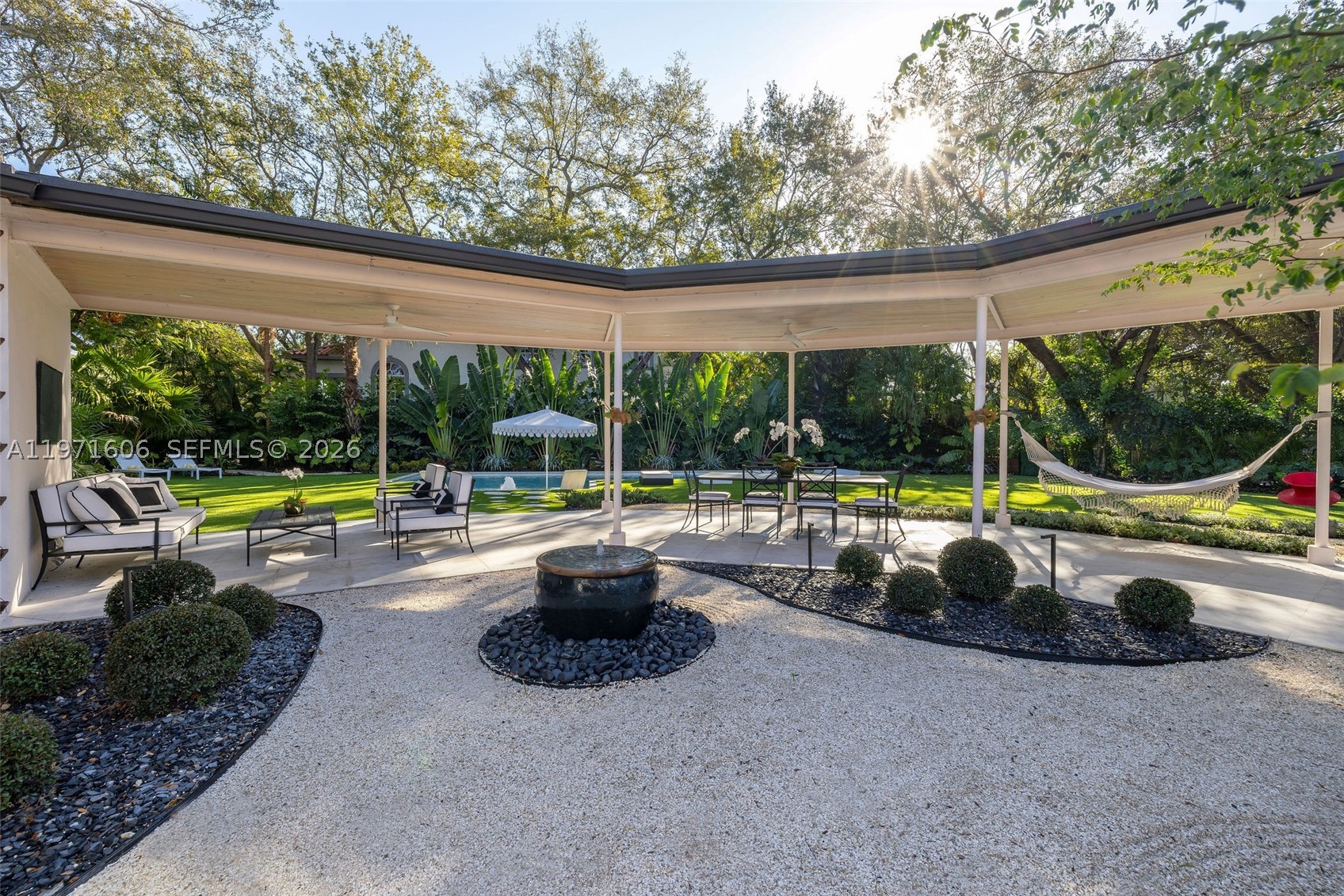 MIAMI SHORES SEC 3 - Residential