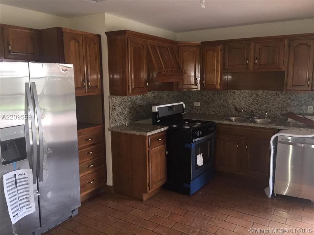 10 52 40 - Residential Lease