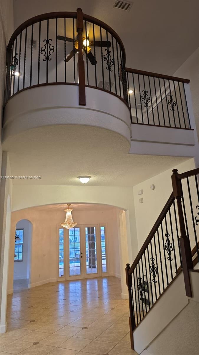 NORTH SHORE VLG - Residential
