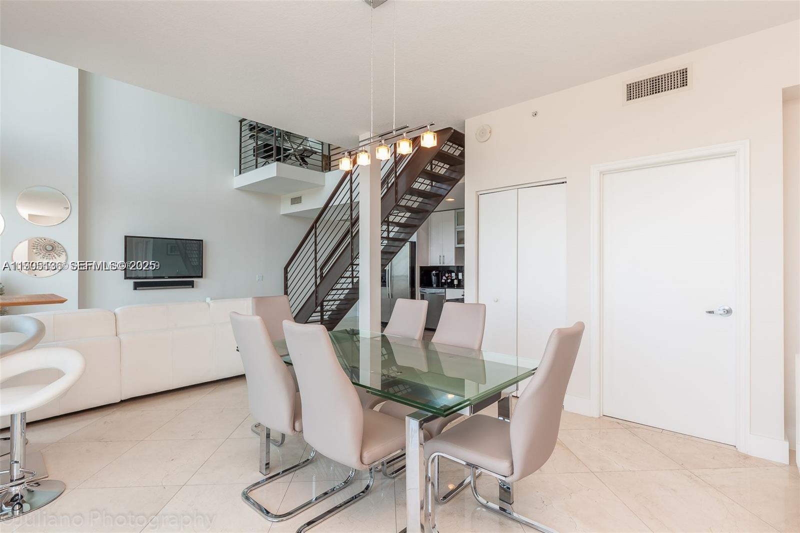 INFINITY AT BRICKELL COND - Residential