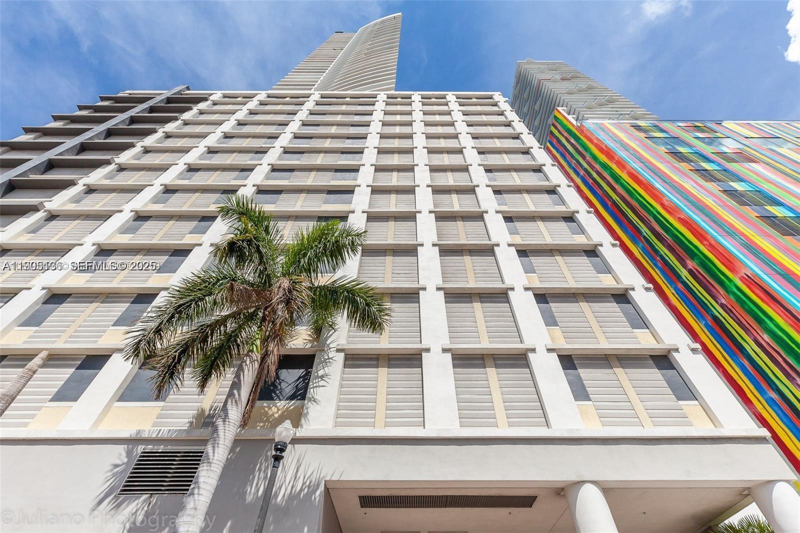 INFINITY AT BRICKELL COND - Residential