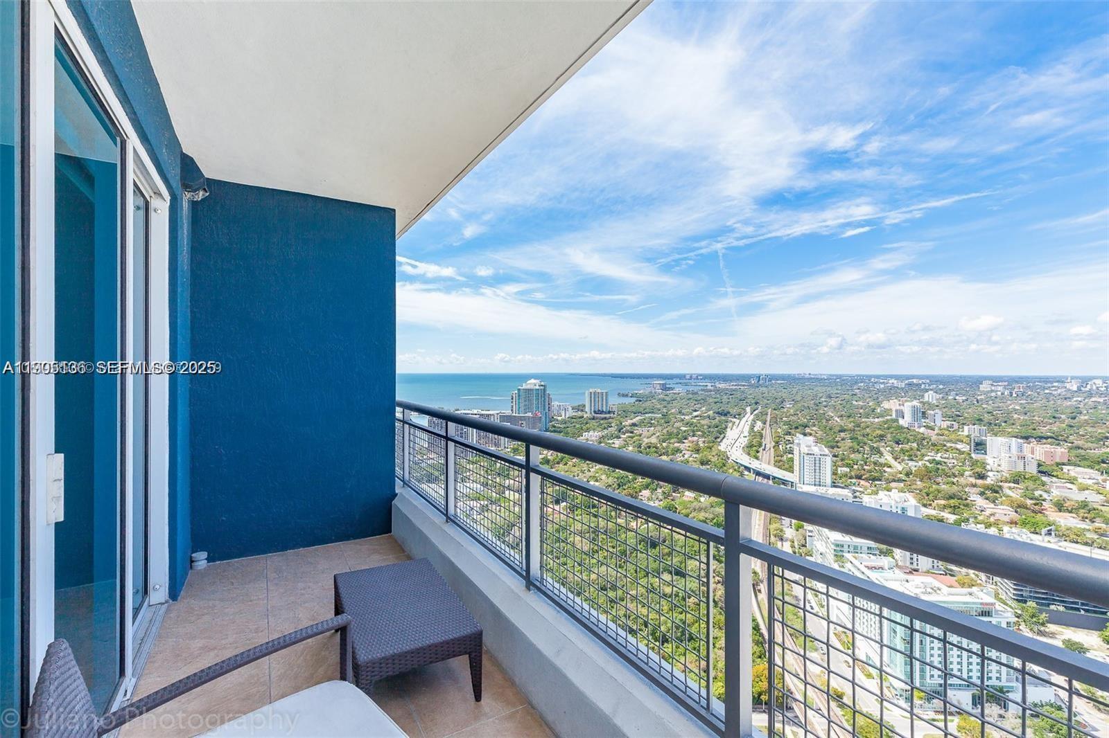 INFINITY AT BRICKELL COND - Residential