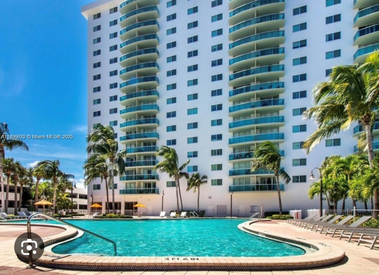 OCEANVIEW BUILDING B COND - Residential