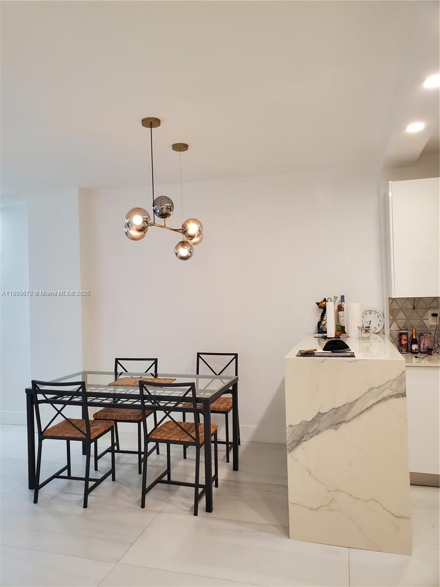OCEANVIEW BUILDING B COND - Residential