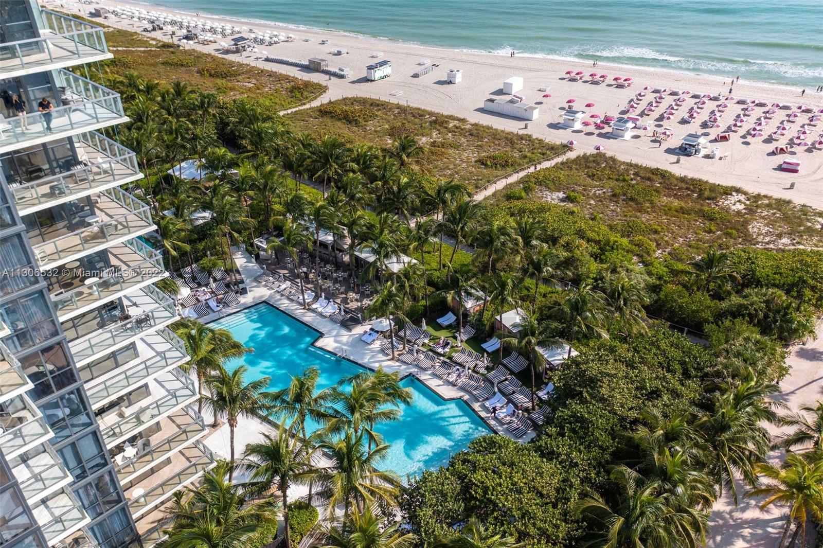 2201 COLLINS AVE CONDO - Residential