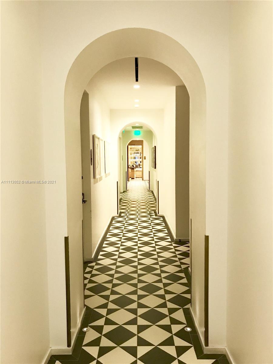 SLS LUX - Residential Lease