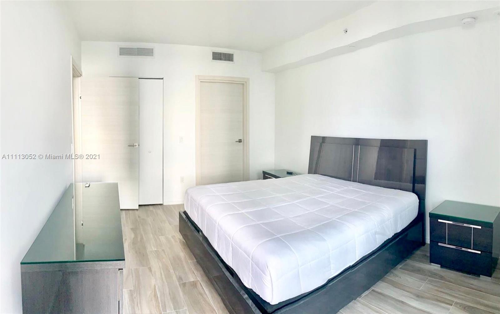 SLS LUX - Residential Lease