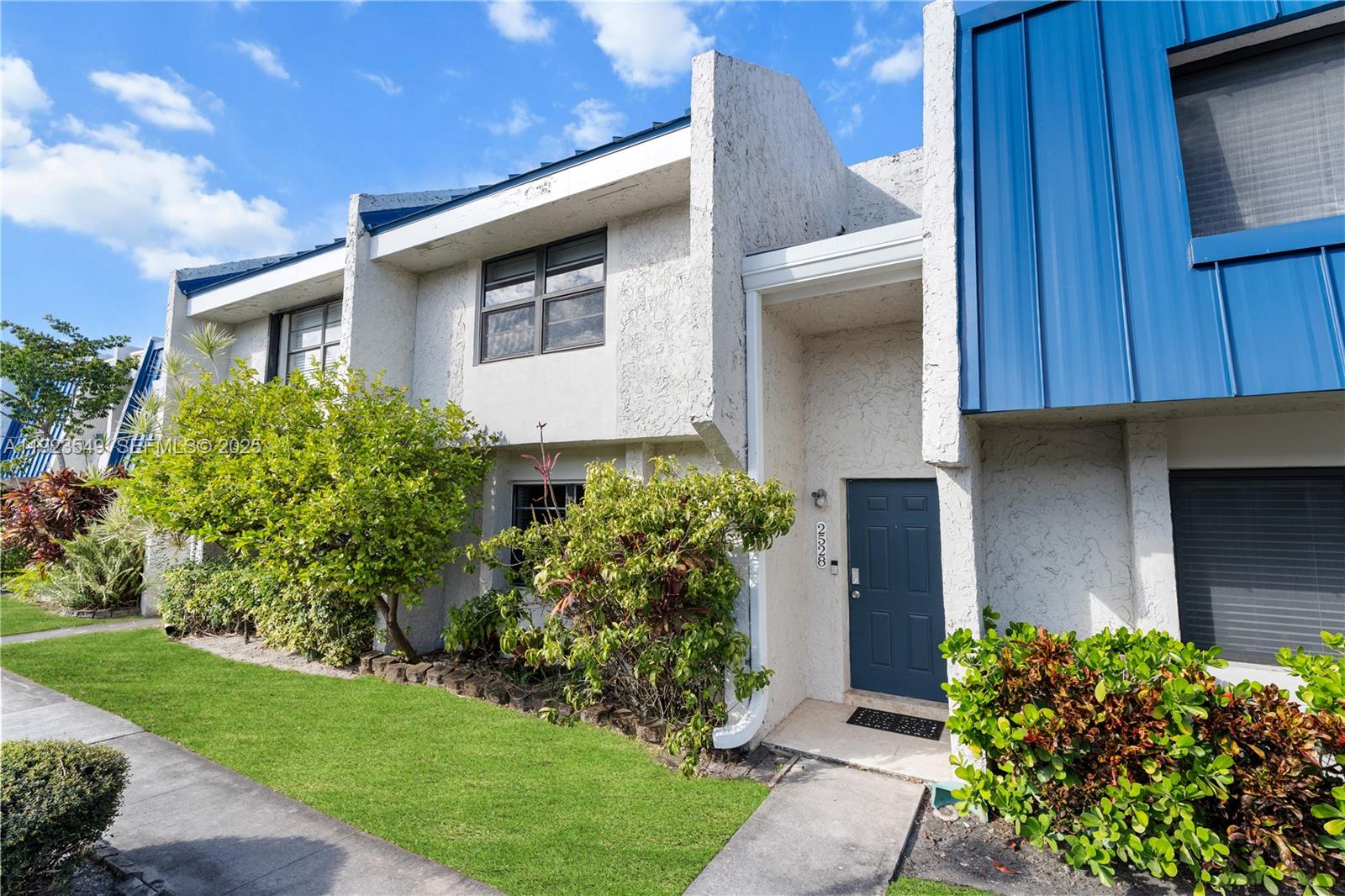 VILLAS OF SHERIDAN - Residential