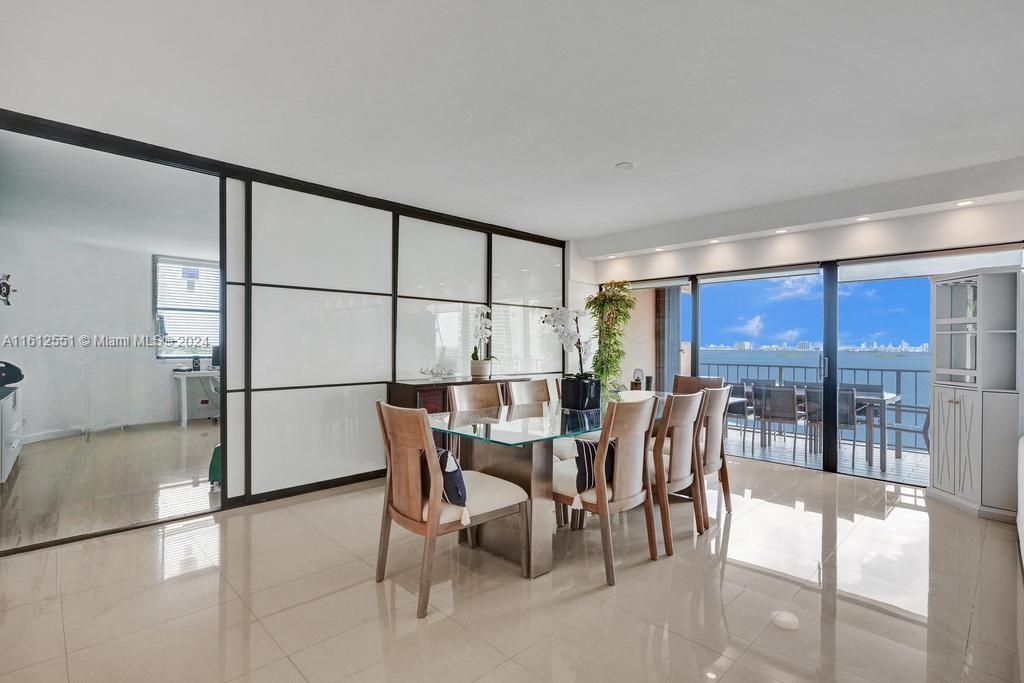 CRICKET CLUB CONDO - Residential