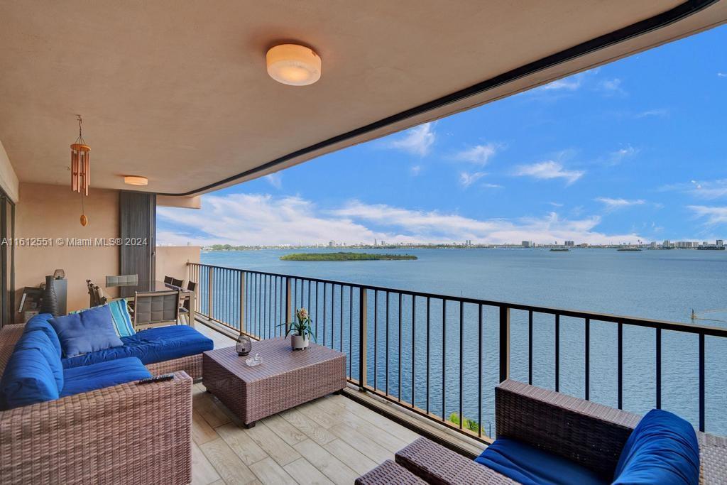 CRICKET CLUB CONDO - Residential