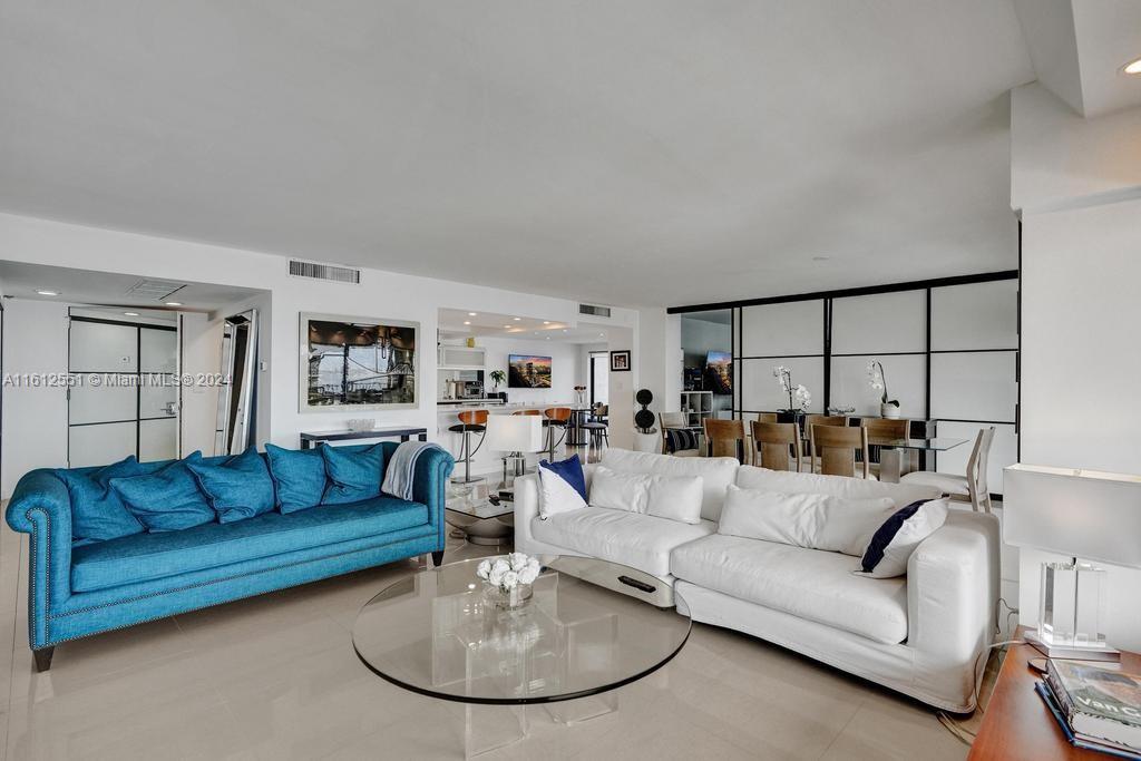 CRICKET CLUB CONDO - Residential