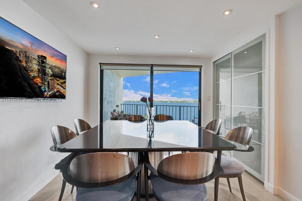 CRICKET CLUB CONDO - Residential