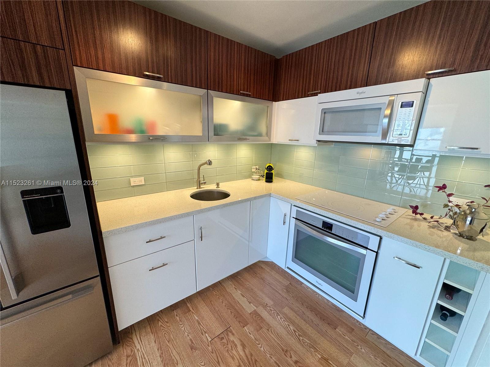 TERRACE EAST CONDO - Residential Lease