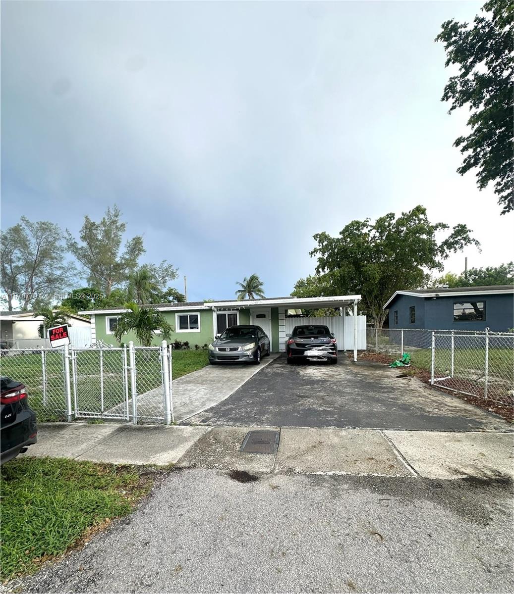 LAUDERDALE MANORS AMEND - Residential