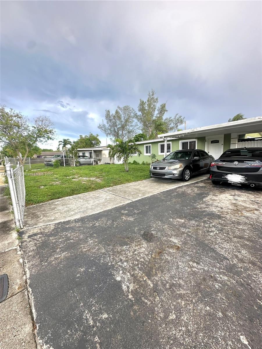 LAUDERDALE MANORS AMEND - Residential