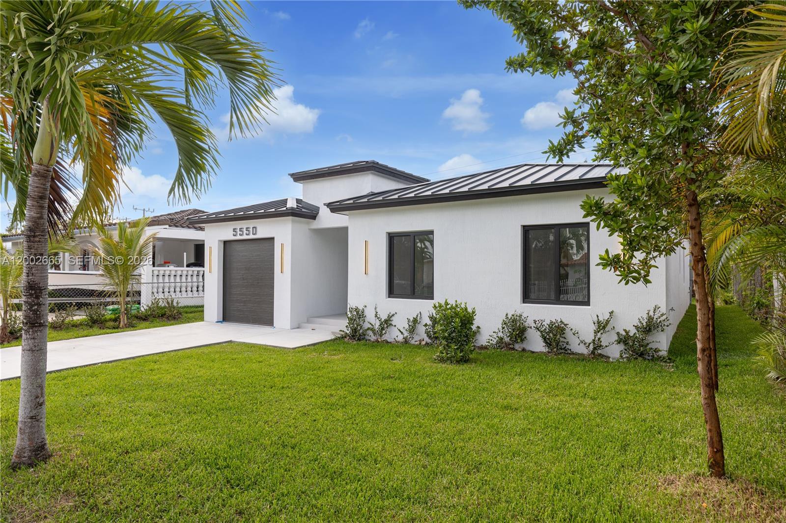 EL CAMINO PARK - Residential