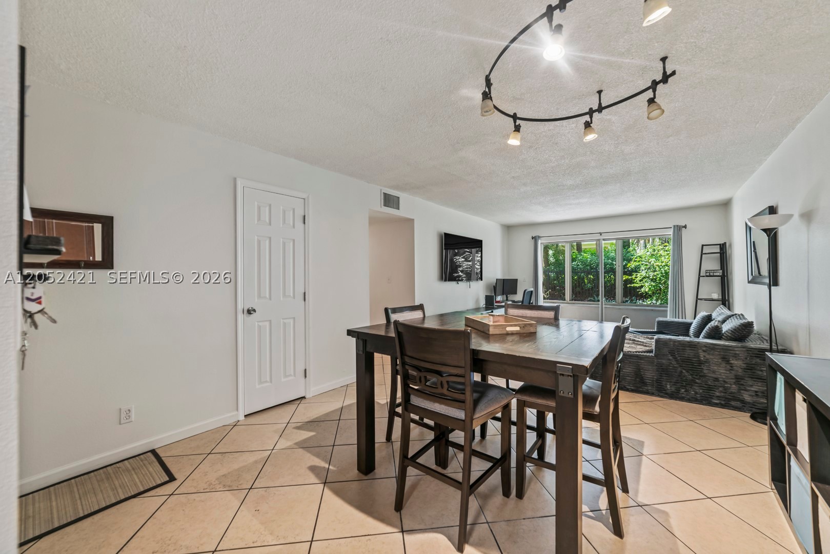 TALLWOOD EAST CONDO - Residential