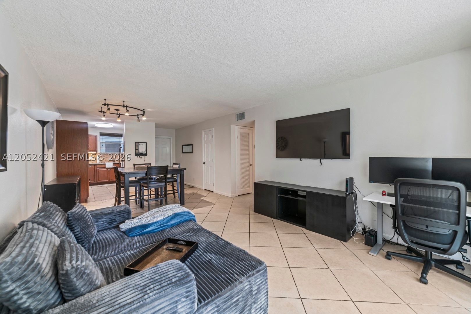 TALLWOOD EAST CONDO - Residential
