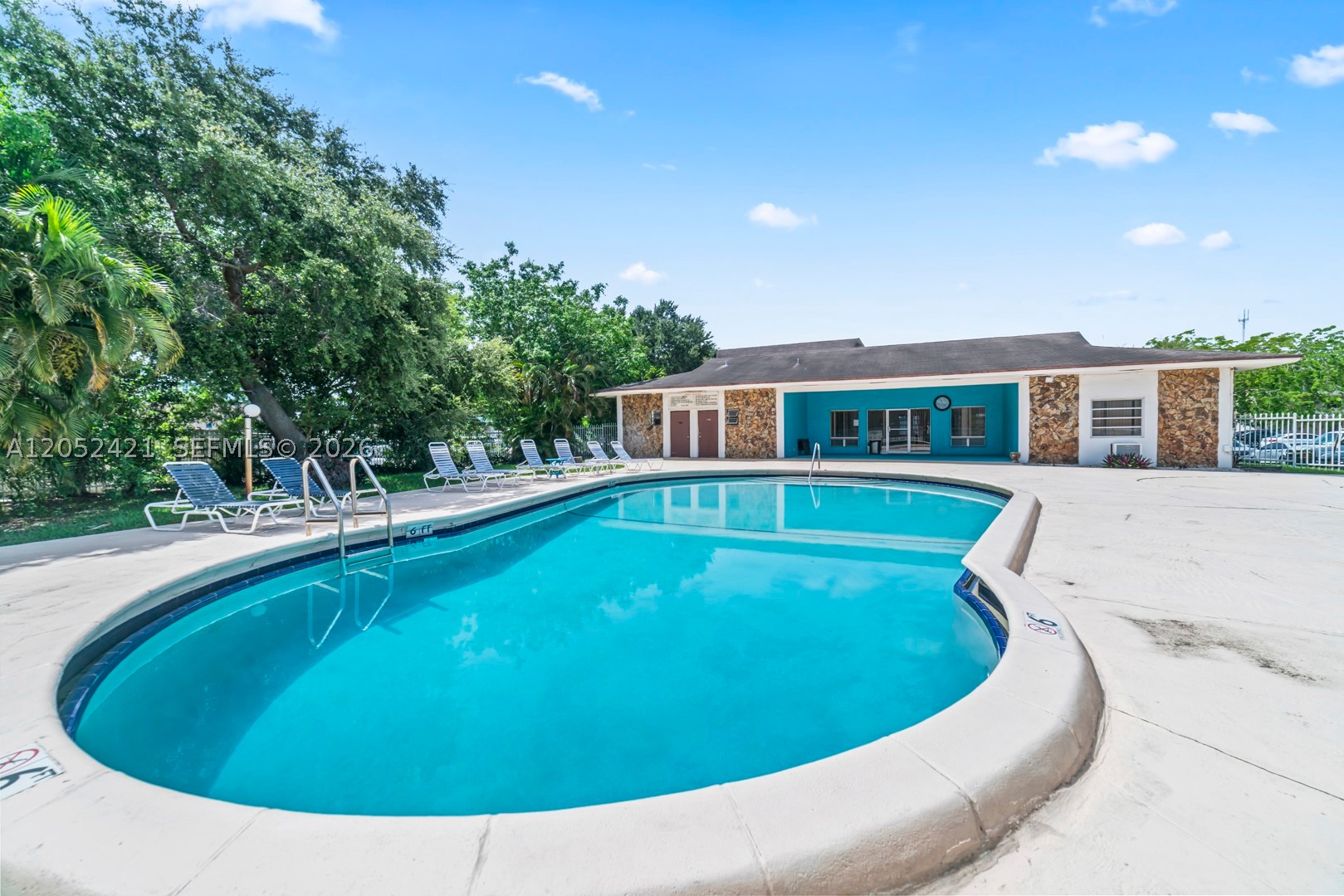 TALLWOOD EAST CONDO - Residential