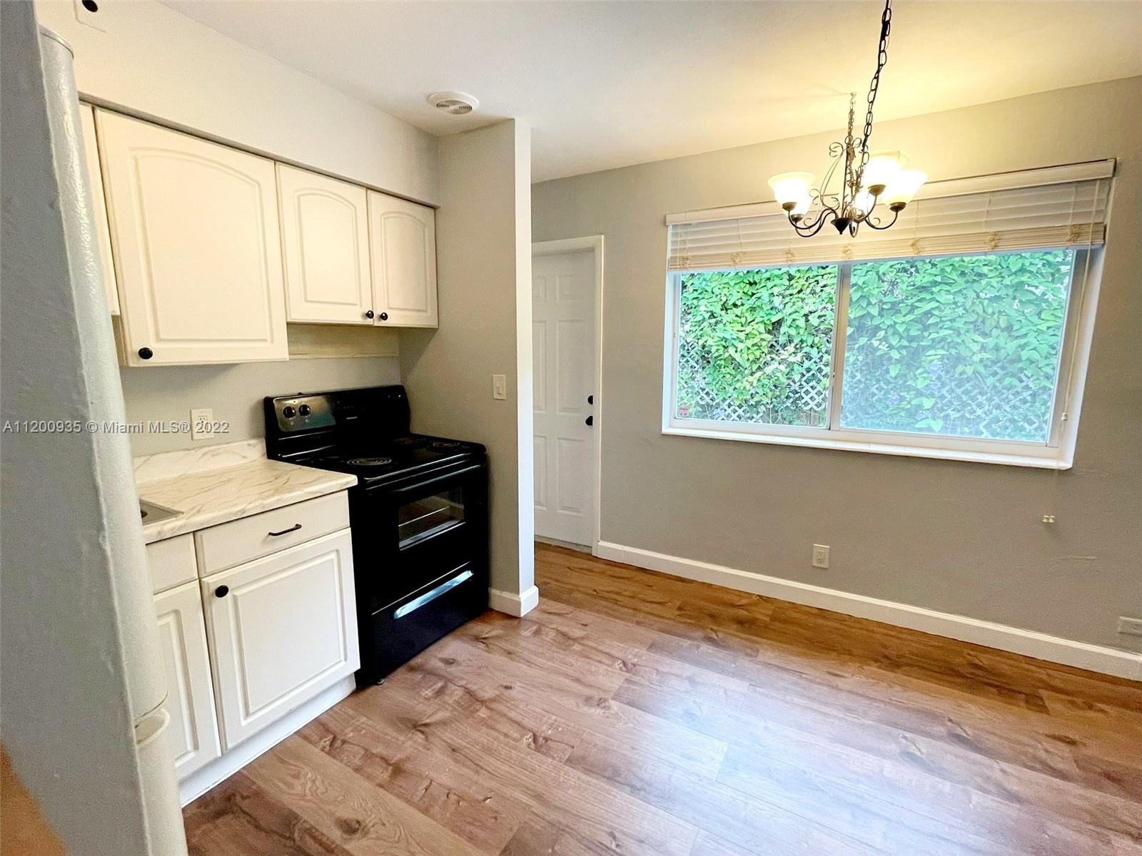 LAUDER-GATE - Residential Income