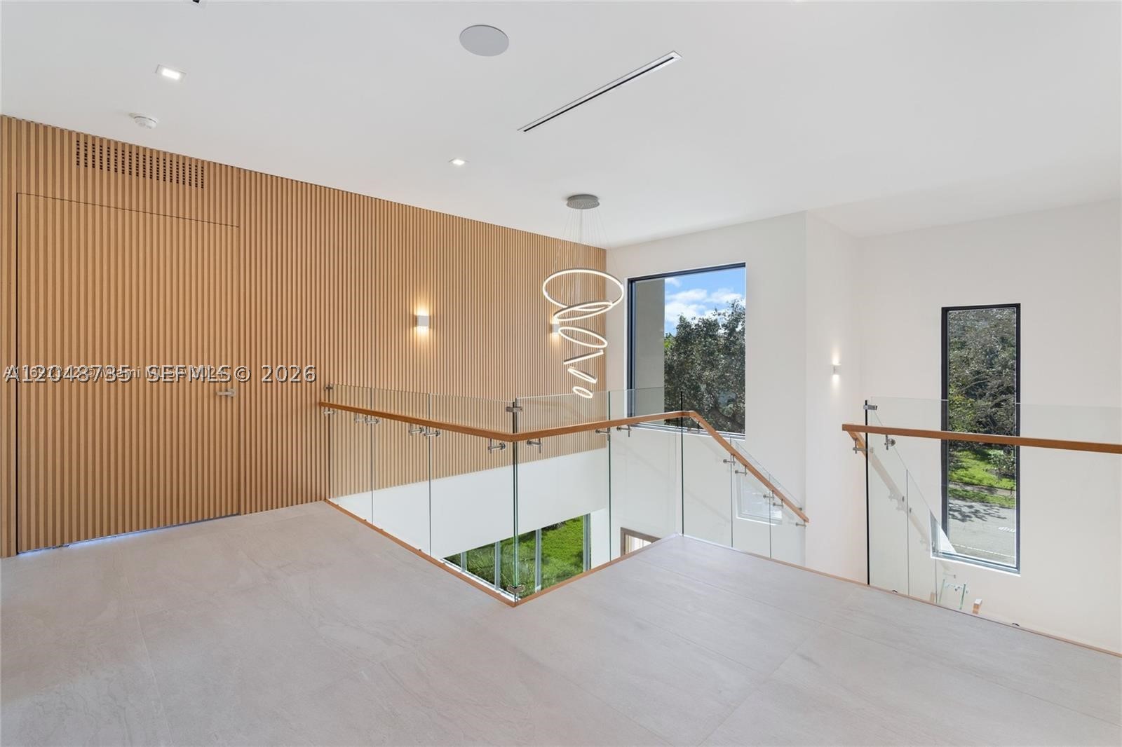 RIO VISTA ISLES - Residential