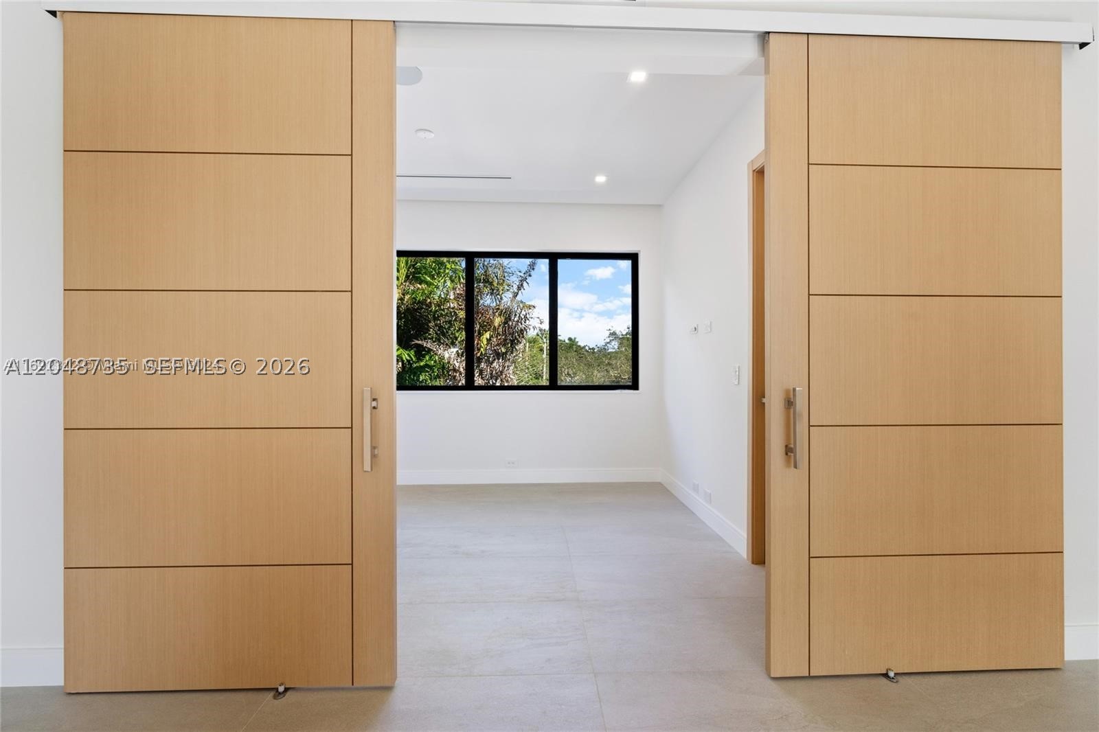 RIO VISTA ISLES - Residential