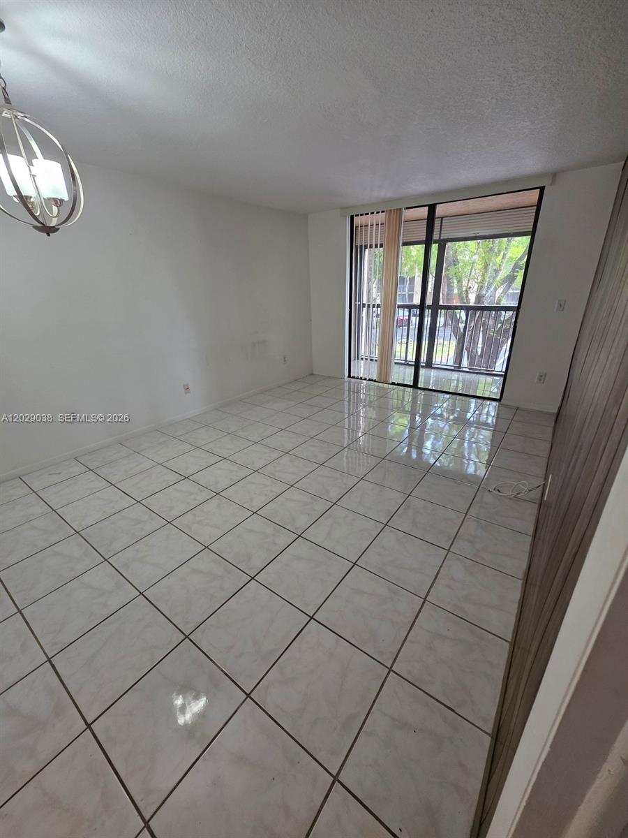 PROMENADE AT KENDALE LAKE - Residential Lease