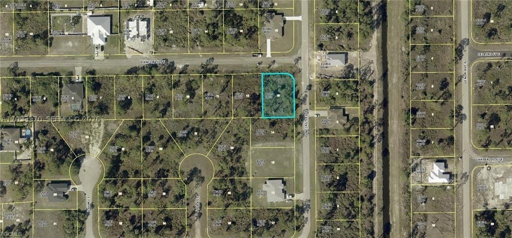 Lehigh Acres - Land