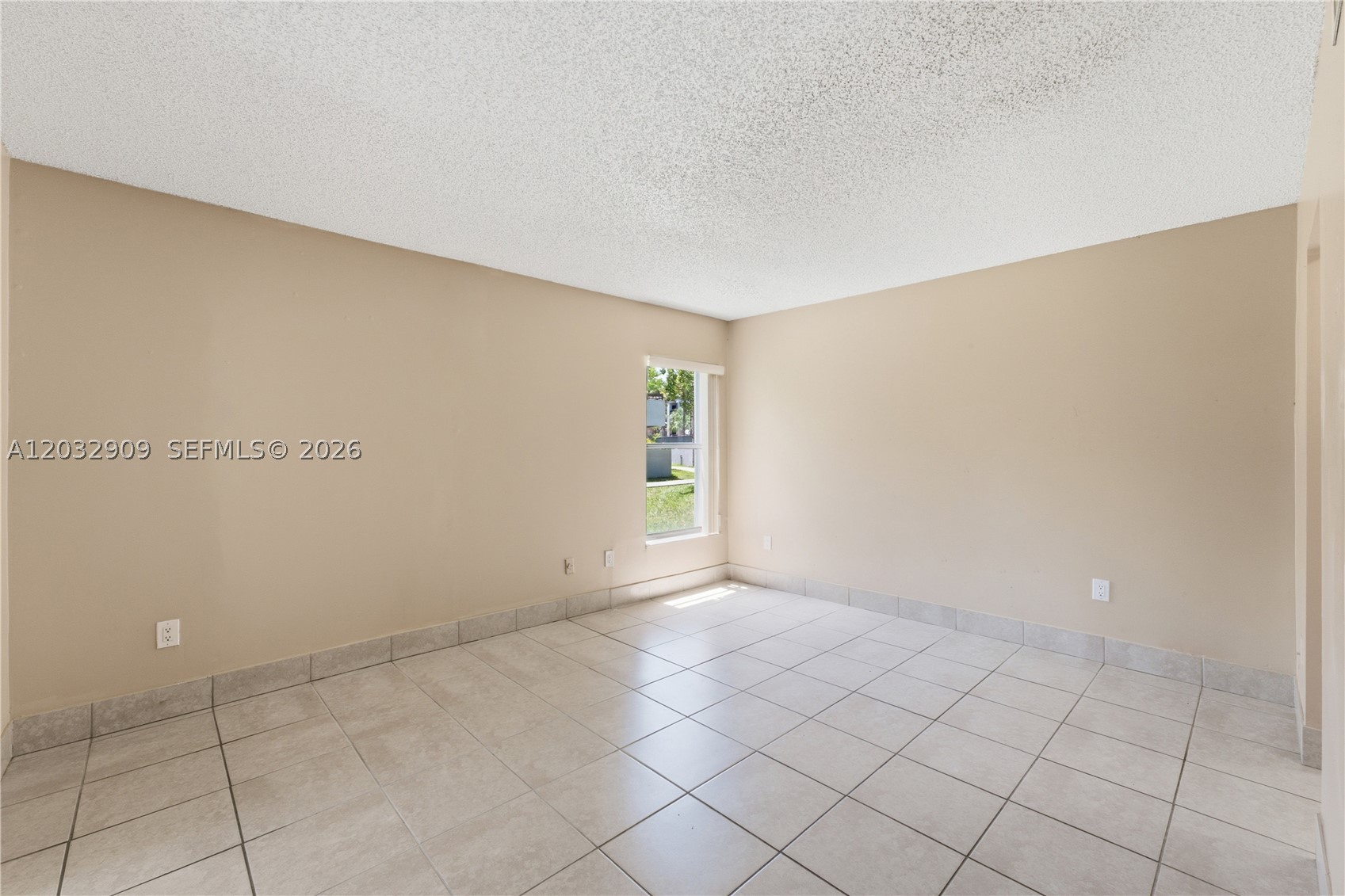 CALUSA CLUB VILLAGE CONDO - Residential