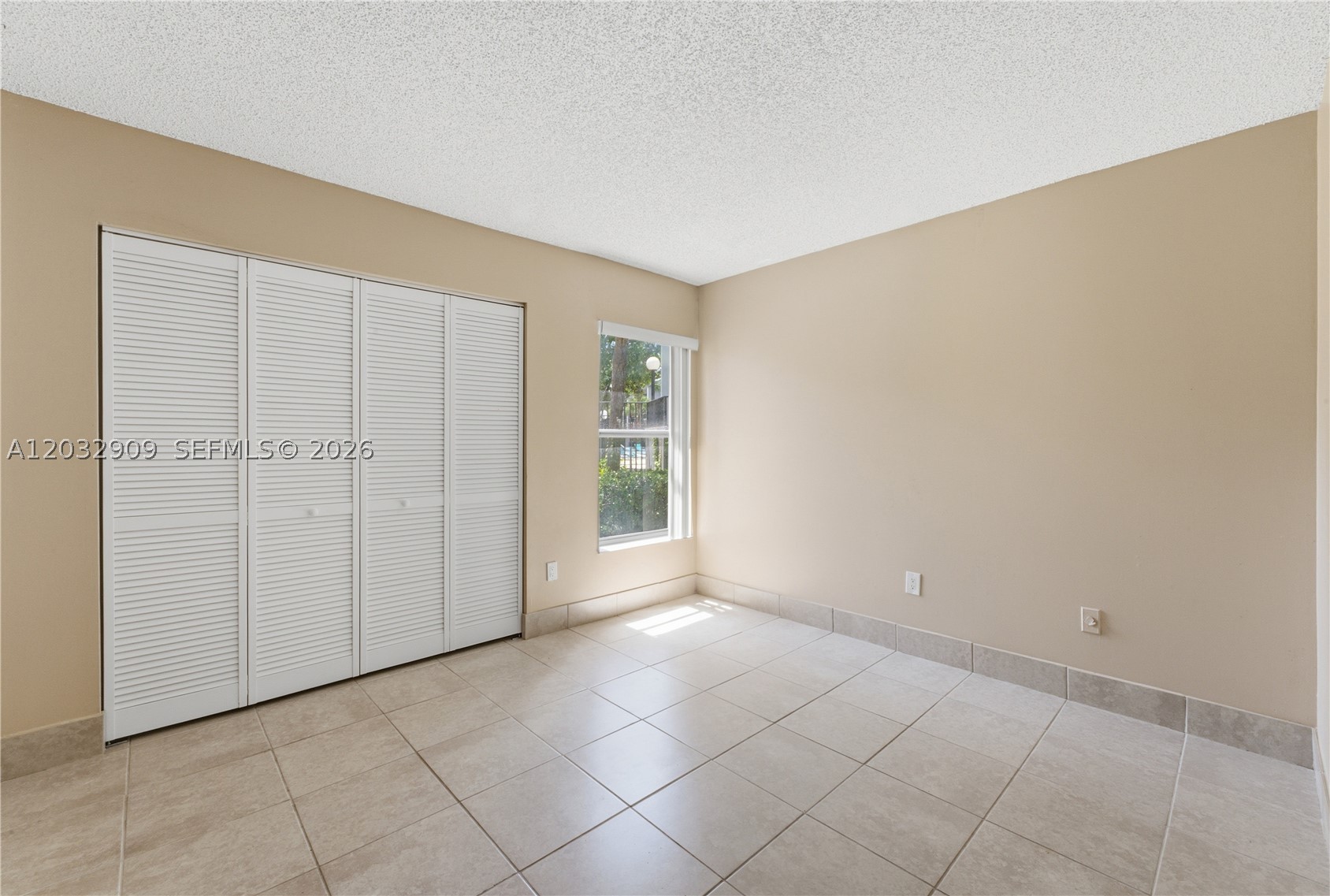 CALUSA CLUB VILLAGE CONDO - Residential