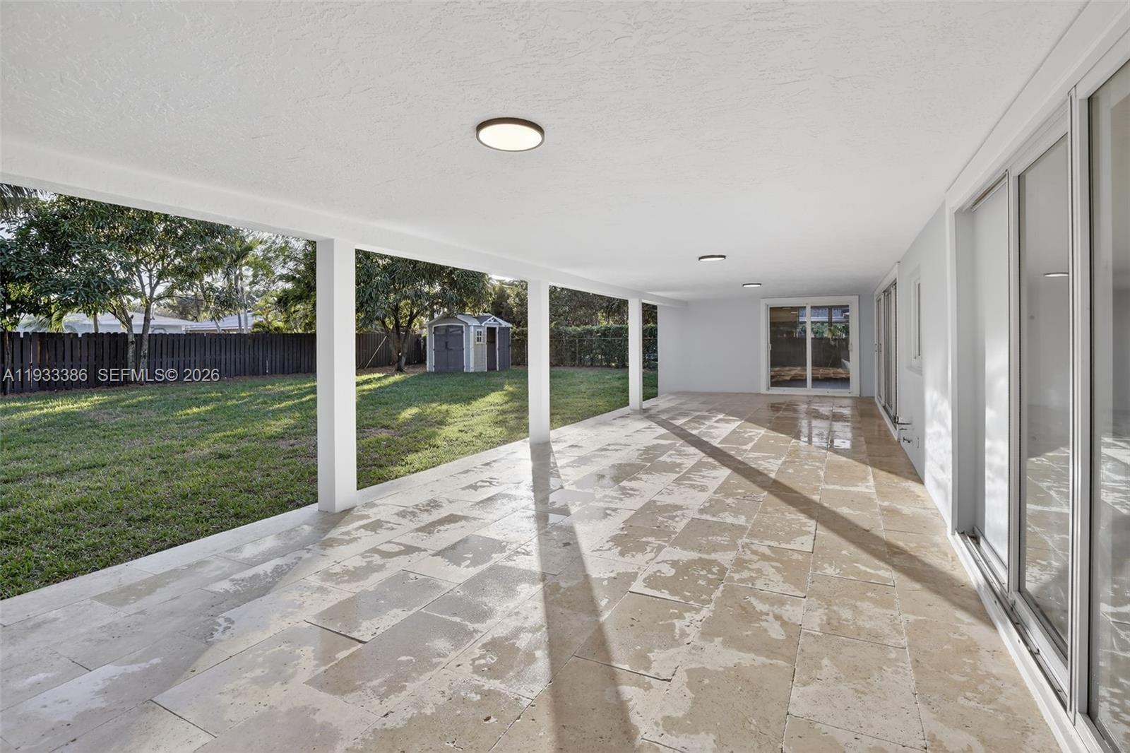 PLANTATION GARDENS SEC 5 - Residential