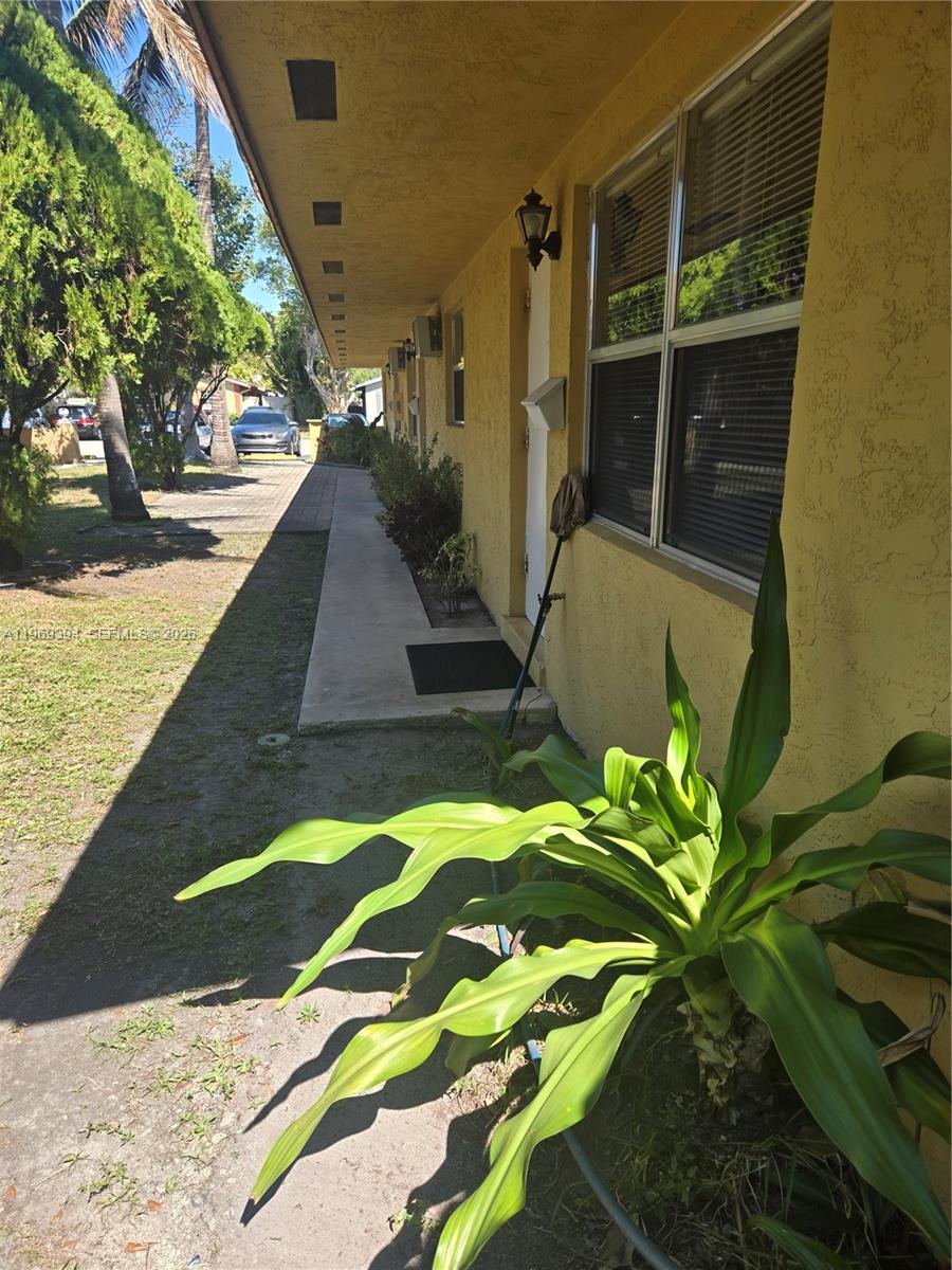 AVONDALE - Residential Income