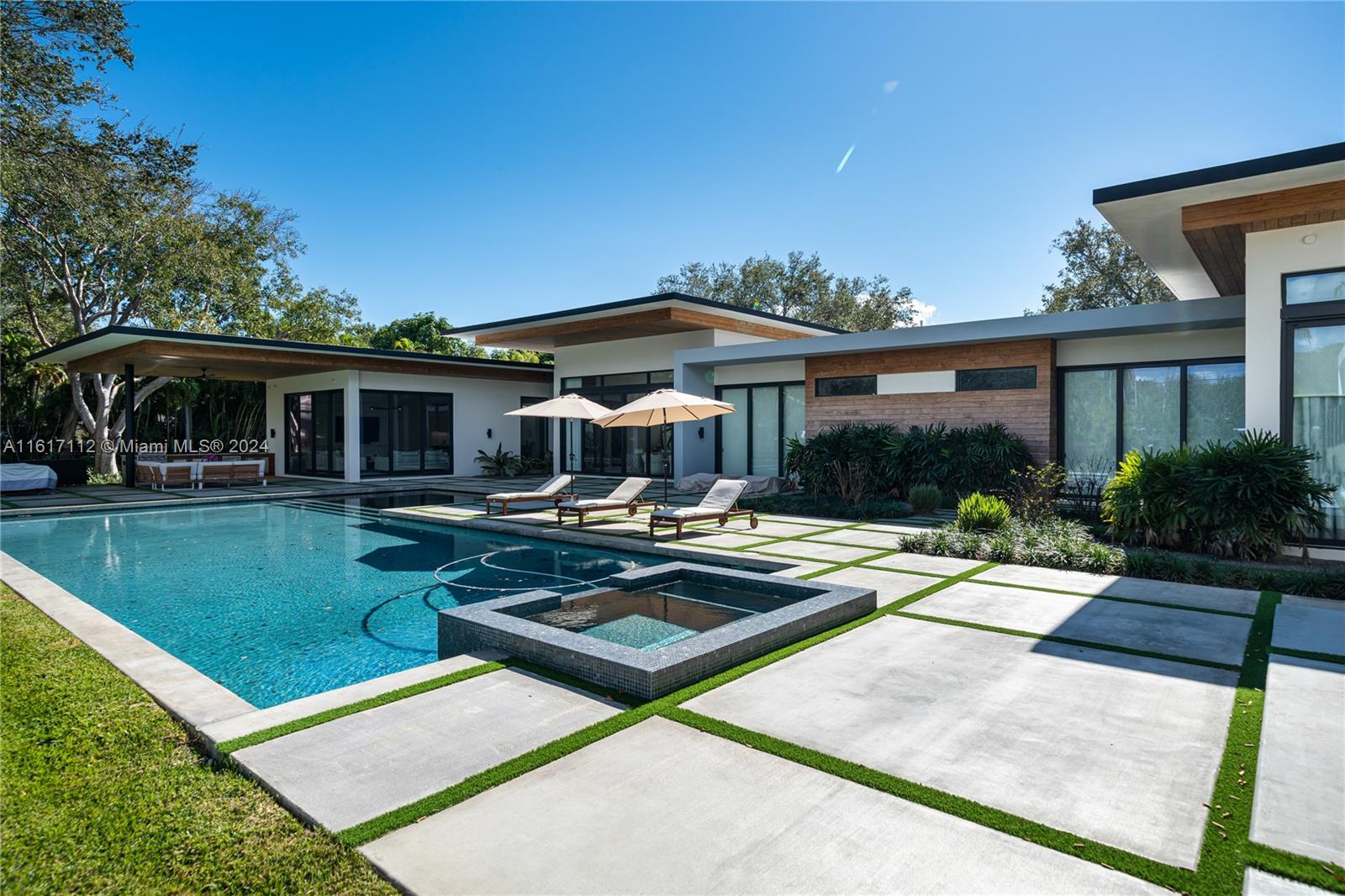 PINE TREE ESTATES - Residential