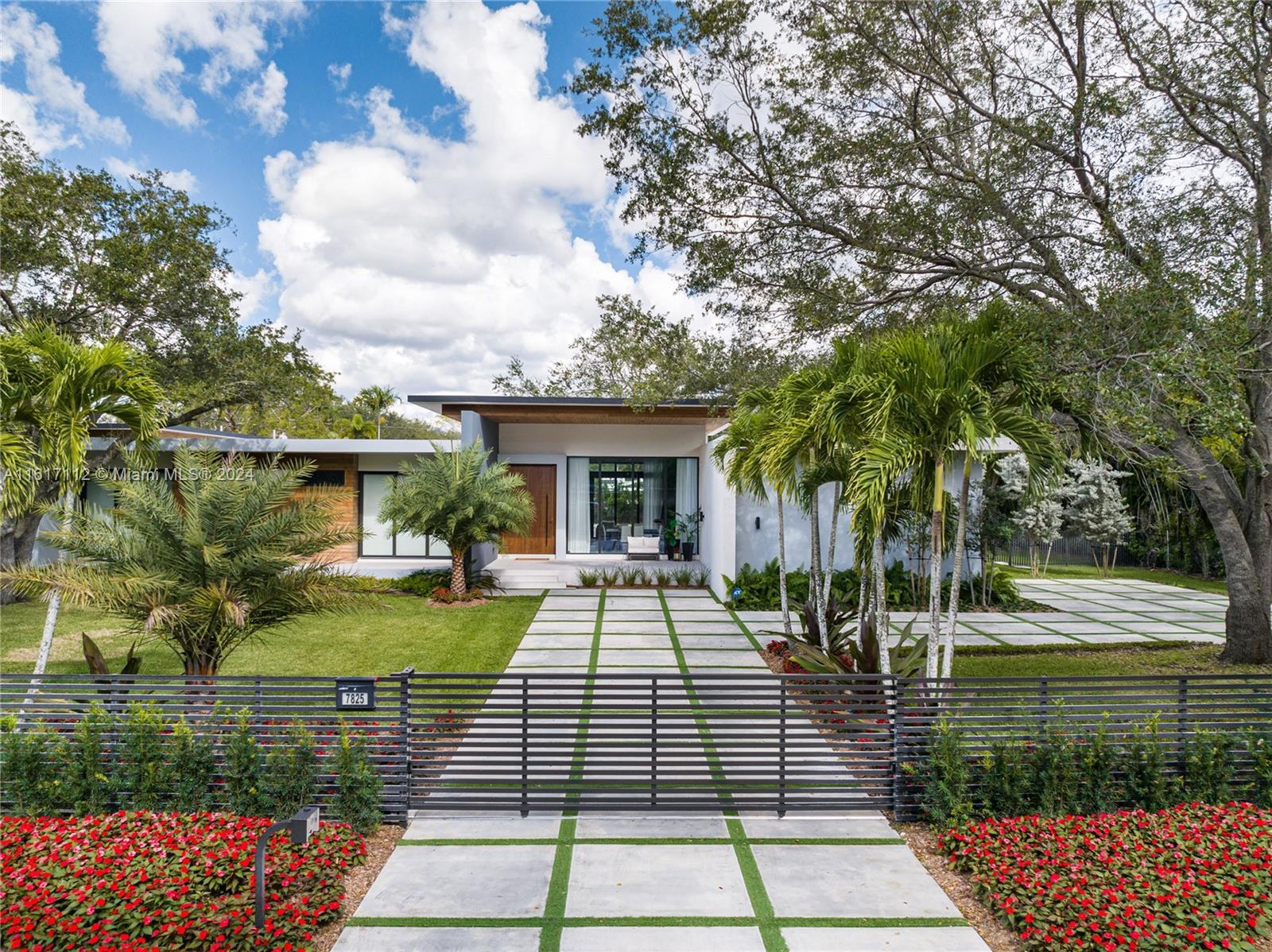 PINE TREE ESTATES - Residential