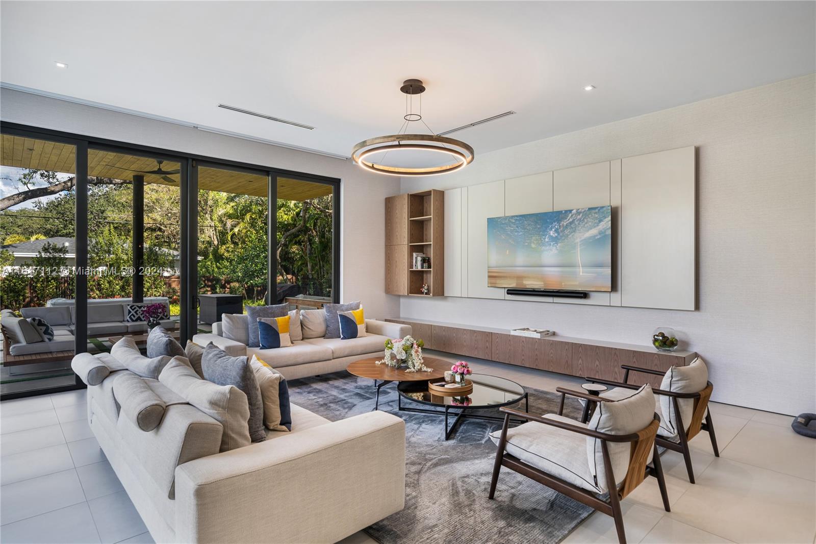 PINE TREE ESTATES - Residential