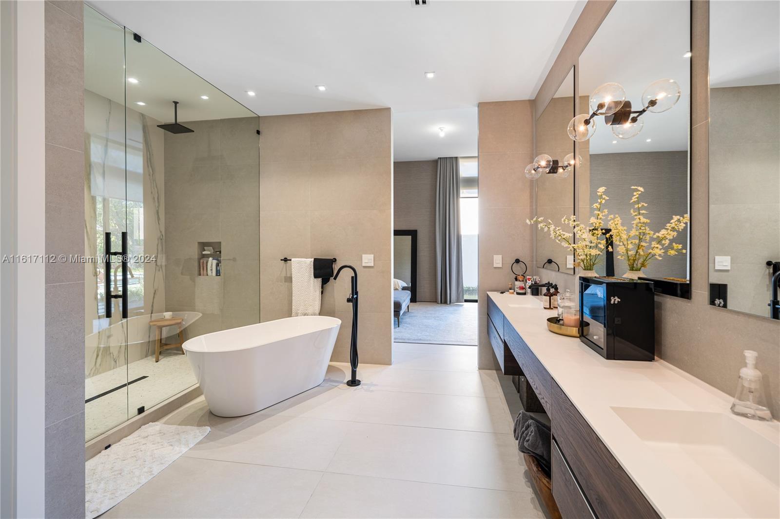 PINE TREE ESTATES - Residential