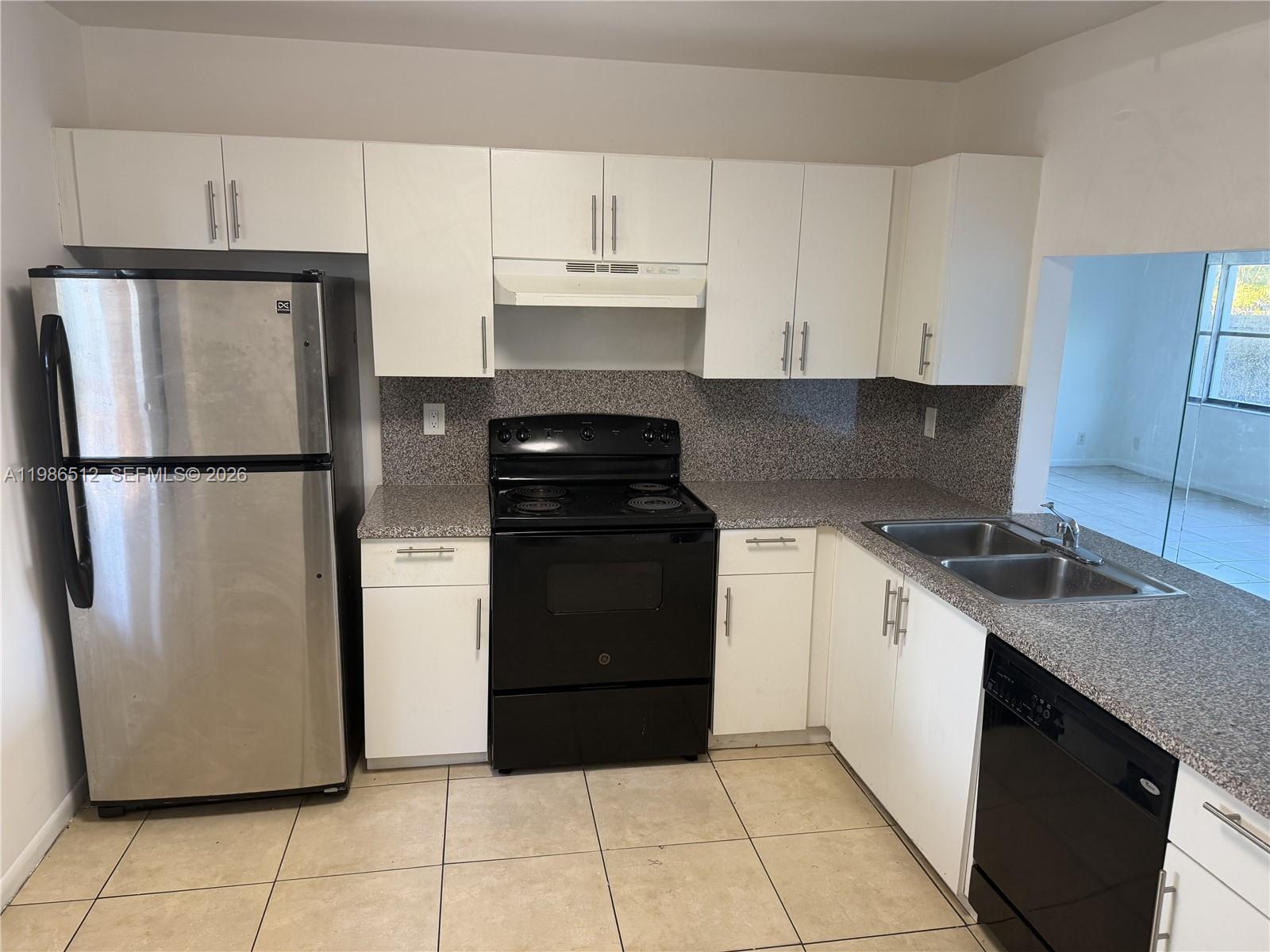 VILLAS AT CORAL SPRINGS - Residential